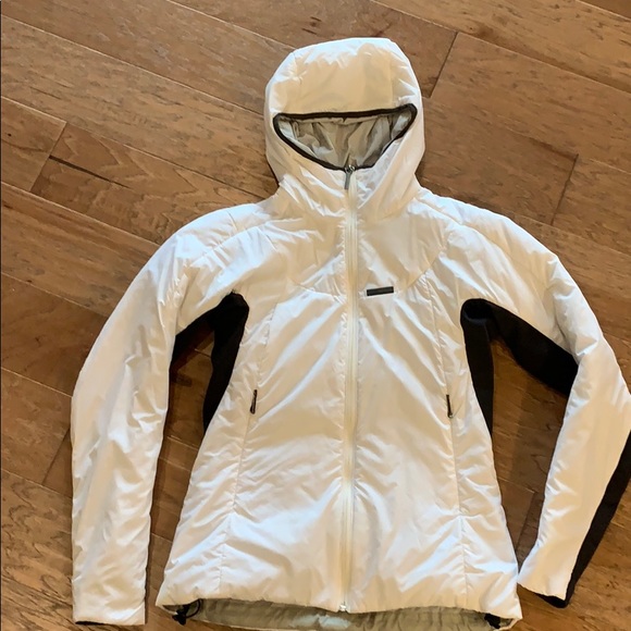 Arc'teryx Jackets & Blazers - Arcteryx Atom Jacket